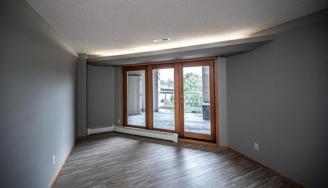 14575 Burma Avenue W 303, Rosemount, MN 55068