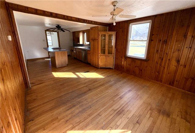 283 Line St, Central City Boro, PA 15926