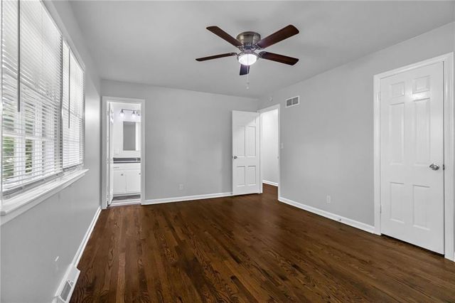 18700 E 30th Terrace S, Independence, MO 64057