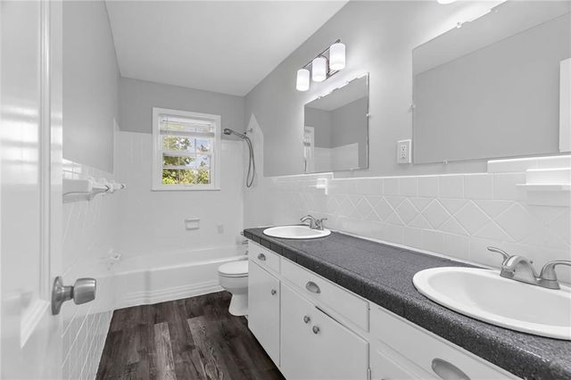 18700 E 30th Terrace S, Independence, MO 64057