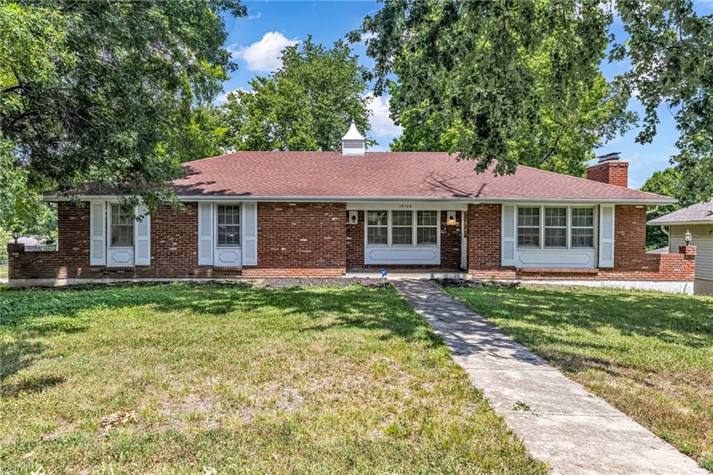 18700 E 30th Terrace S, Independence, MO 64057