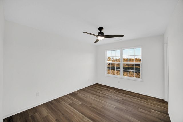 2152 Redwood Lane, Chesterton, IN 46304