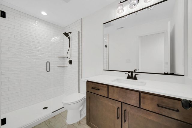 2152 Redwood Lane, Chesterton, IN 46304