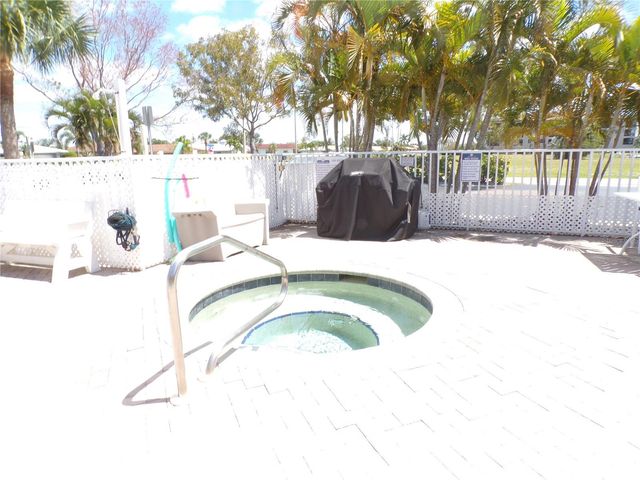 1431 AQUI ESTA DRIVE 411, Punta Gorda, FL 33950