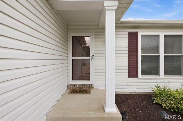 1476 Schoal Creek Drive, O'fallon, MO 63366