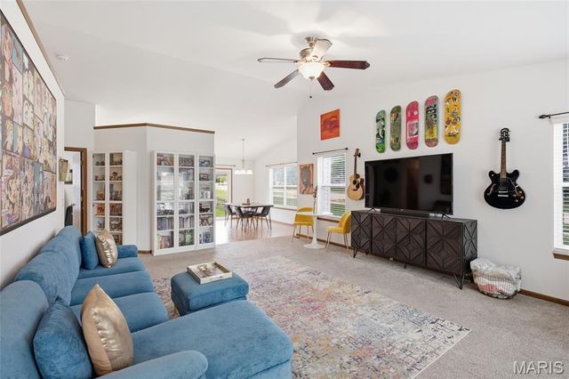 1476 Schoal Creek Drive, O'fallon, MO 63366