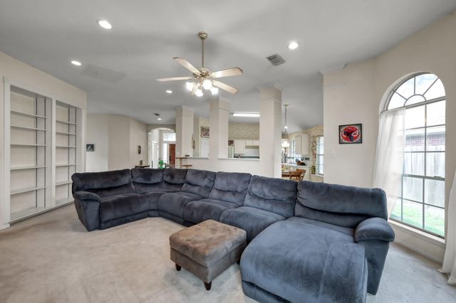 30915 Trinket Drive, Spring, TX 77386