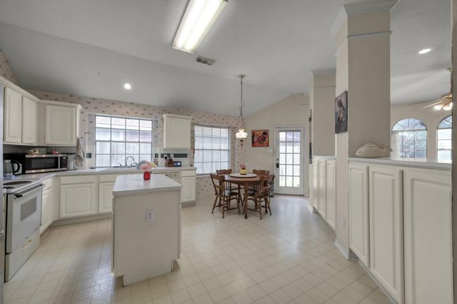 30915 Trinket Drive, Spring, TX 77386