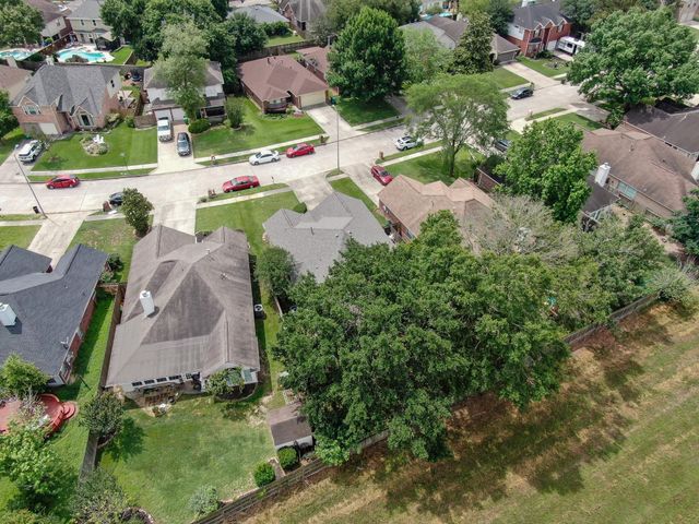 30915 Trinket Drive, Spring, TX 77386