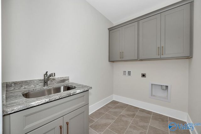 13808 Goff Drive, Athens, AL 35611