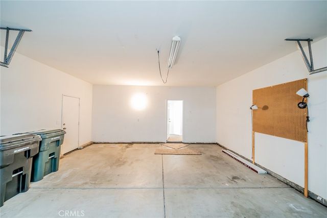 11958 Russell Court, Victorville, CA 92392