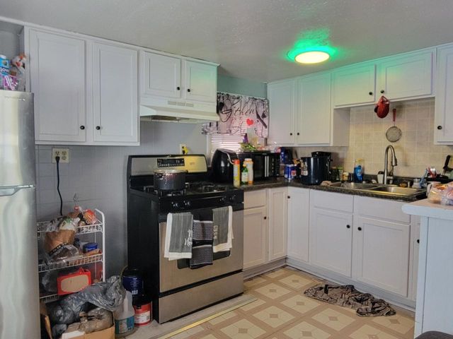 1522 S Union STREET, Milwaukee, WI 53204