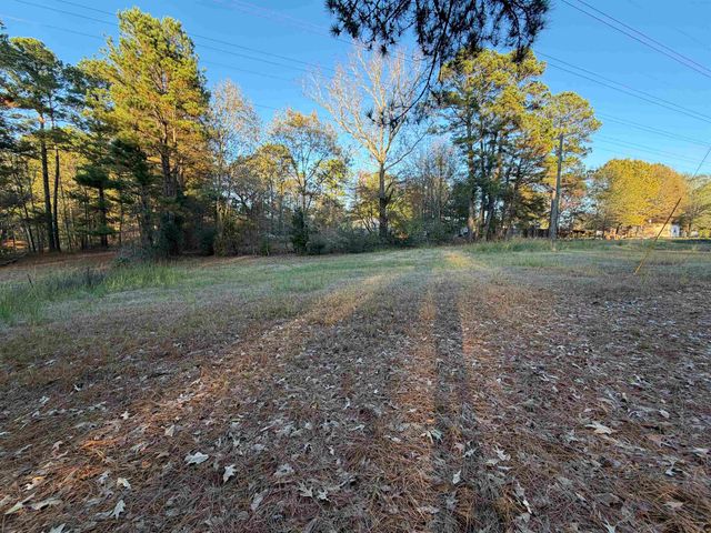 3667 N CR 232, Henderson, TX 75652