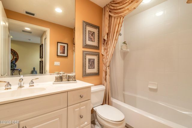 263 Minorca Beach Way Apt 304, New Smyrna Beach, FL 32169