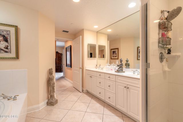 263 Minorca Beach Way Apt 304, New Smyrna Beach, FL 32169