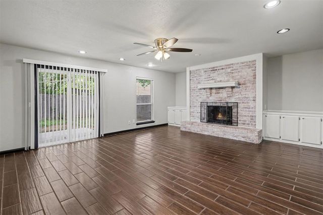 504 Conestoga Drive, Yukon, OK 73099