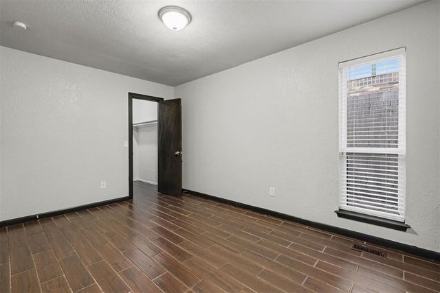 504 Conestoga Drive, Yukon, OK 73099