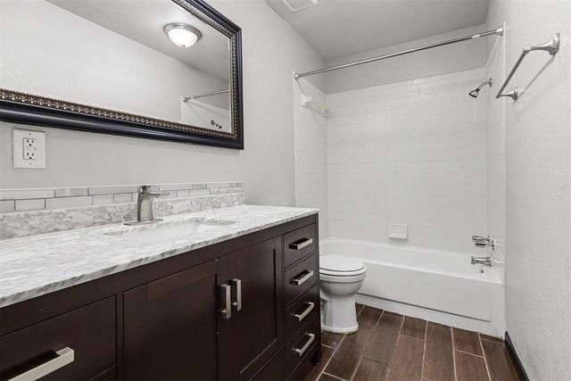 504 Conestoga Drive, Yukon, OK 73099