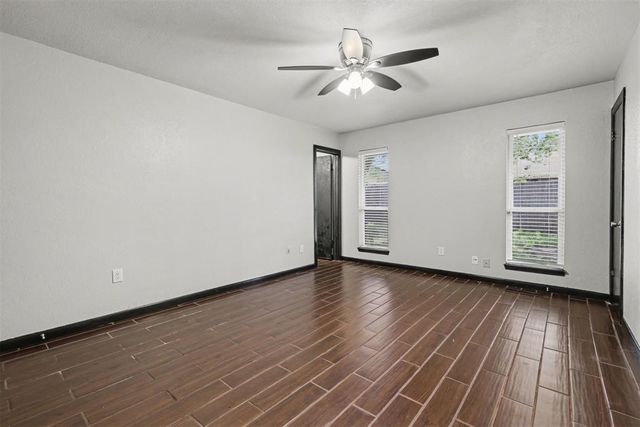 504 Conestoga Drive, Yukon, OK 73099