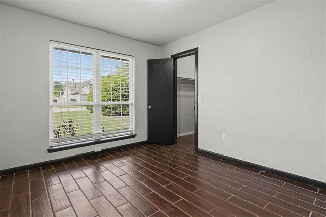 504 Conestoga Drive, Yukon, OK 73099