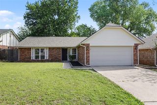 504 Conestoga Drive, Yukon, OK 73099