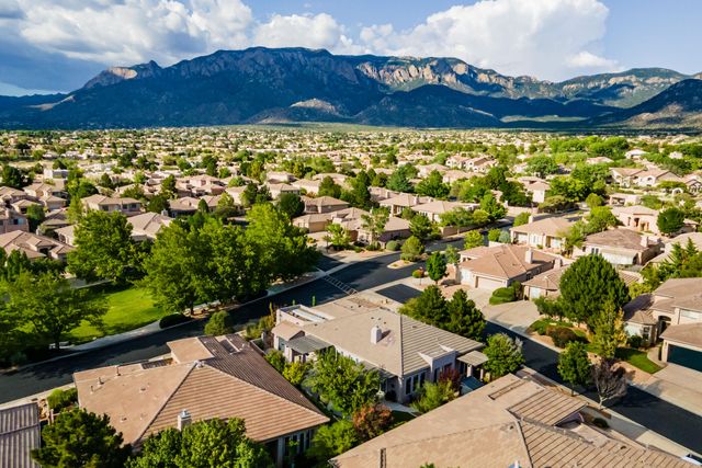 12608 Trillium Trail NE, Albuquerque, NM 87111