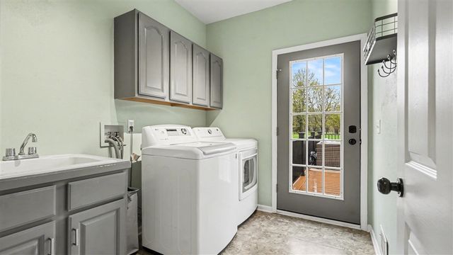 3891 Warren Court, Ann Arbor, MI 48105