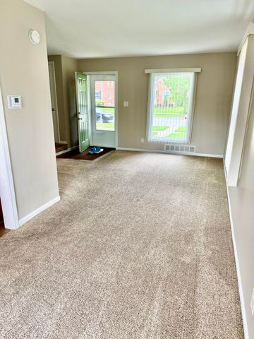 229 Broadmoor Avenue, Munster, IN 46321