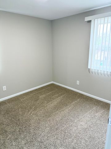 229 Broadmoor Avenue, Munster, IN 46321