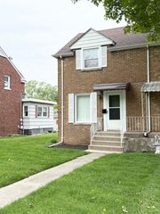 229 Broadmoor Avenue, Munster, IN 46321