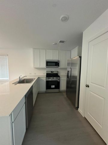 939 Pertuso Lane Lane, Huffman, TX 77336
