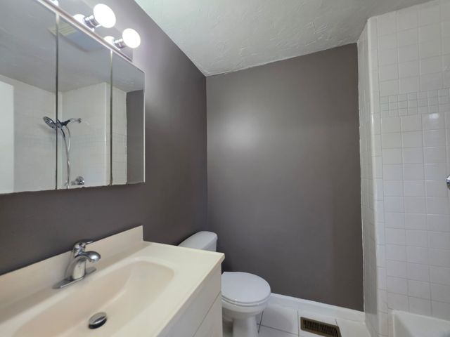 1205 Meridian St, Nashville, TN 37207