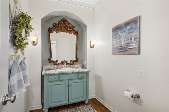 8926 Quail Ridge Lane, Lenexa, KS 66220