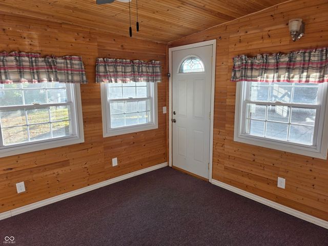 218 Maple Street, Tipton, IN 46072