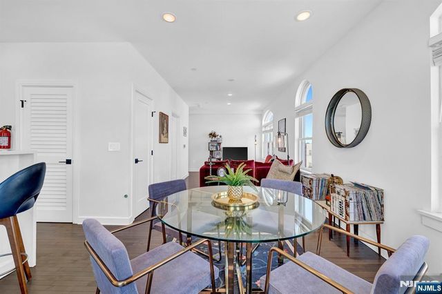 974 Summit, Newark, NJ 07307