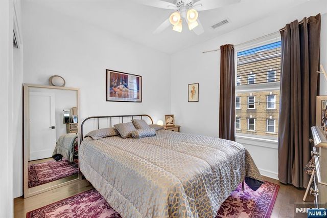 974 Summit, Newark, NJ 07307