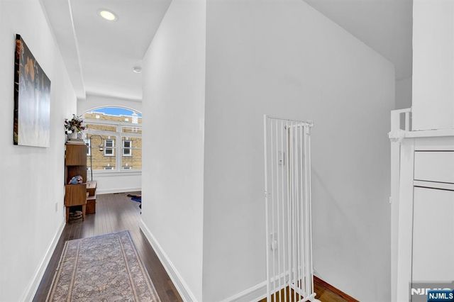 974 Summit, Newark, NJ 07307