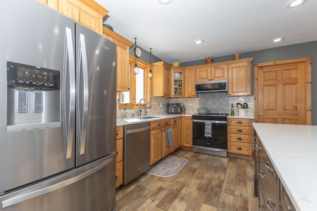 W5738 CTY RD D, Montello, WI 53949