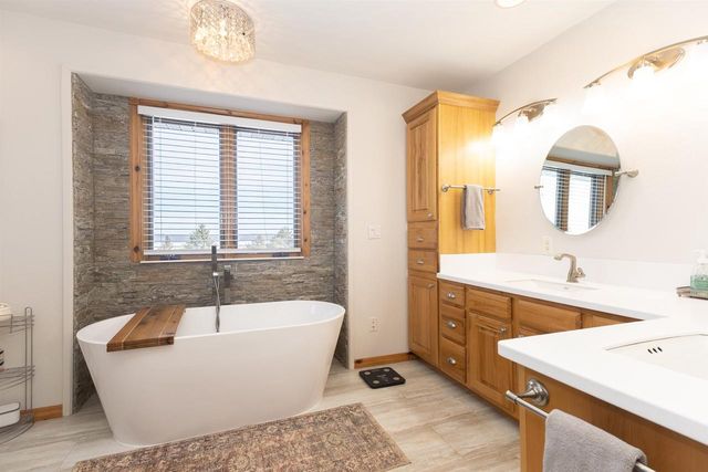 W5738 CTY RD D, Montello, WI 53949