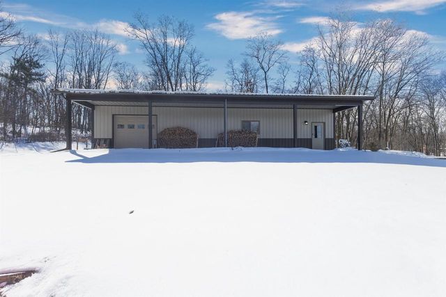 W5738 CTY RD D, Montello, WI 53949