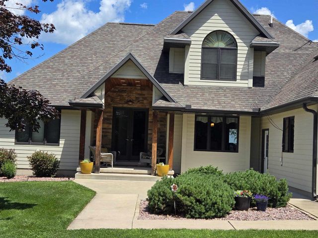 W5738 CTY RD D, Montello, WI 53949