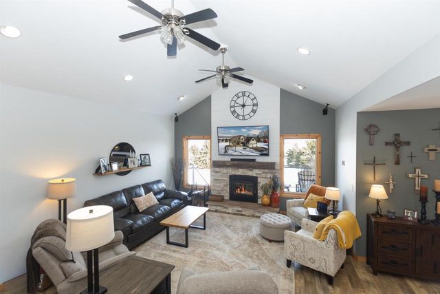 W5738 CTY RD D, Montello, WI 53949