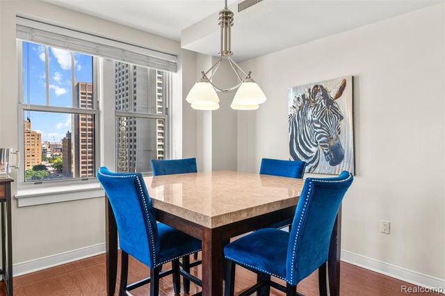 525 W Lafayette Boulevard 11B, Detroit, MI 48226