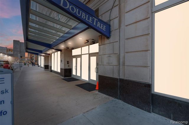 525 W Lafayette Boulevard 11B, Detroit, MI 48226