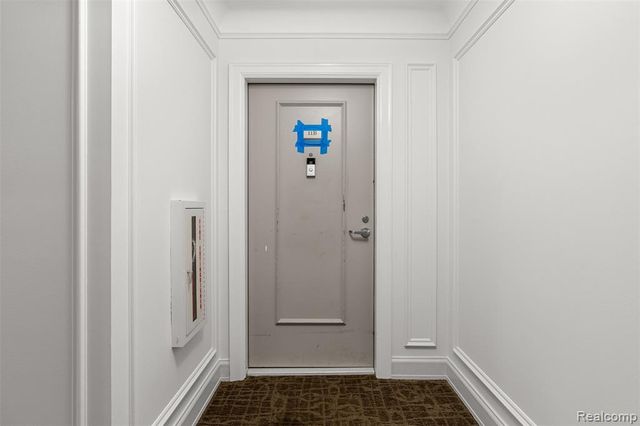 525 W Lafayette Boulevard 11B, Detroit, MI 48226