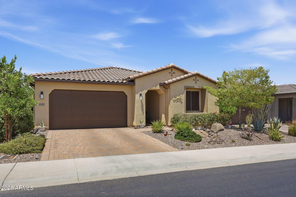 13272 W MONTANSORO Lane, Peoria, AZ 85383 — photo 4