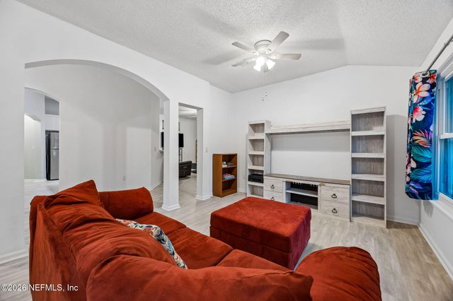 86429 RIVERWOOD Drive, Yulee, FL 32097
