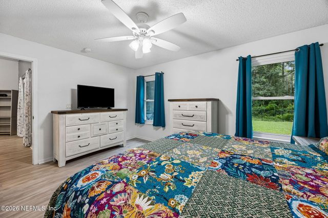 86429 RIVERWOOD Drive, Yulee, FL 32097