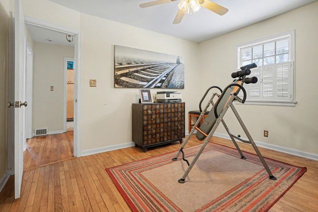 302 N Fulton Street, Cassopolis Vllg, MI 49031