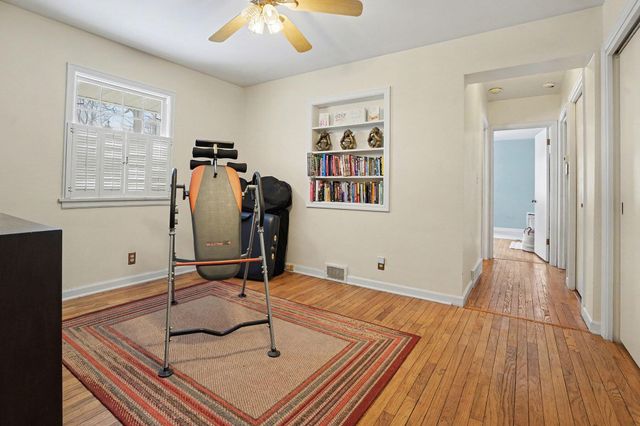 302 N Fulton Street, Cassopolis Vllg, MI 49031